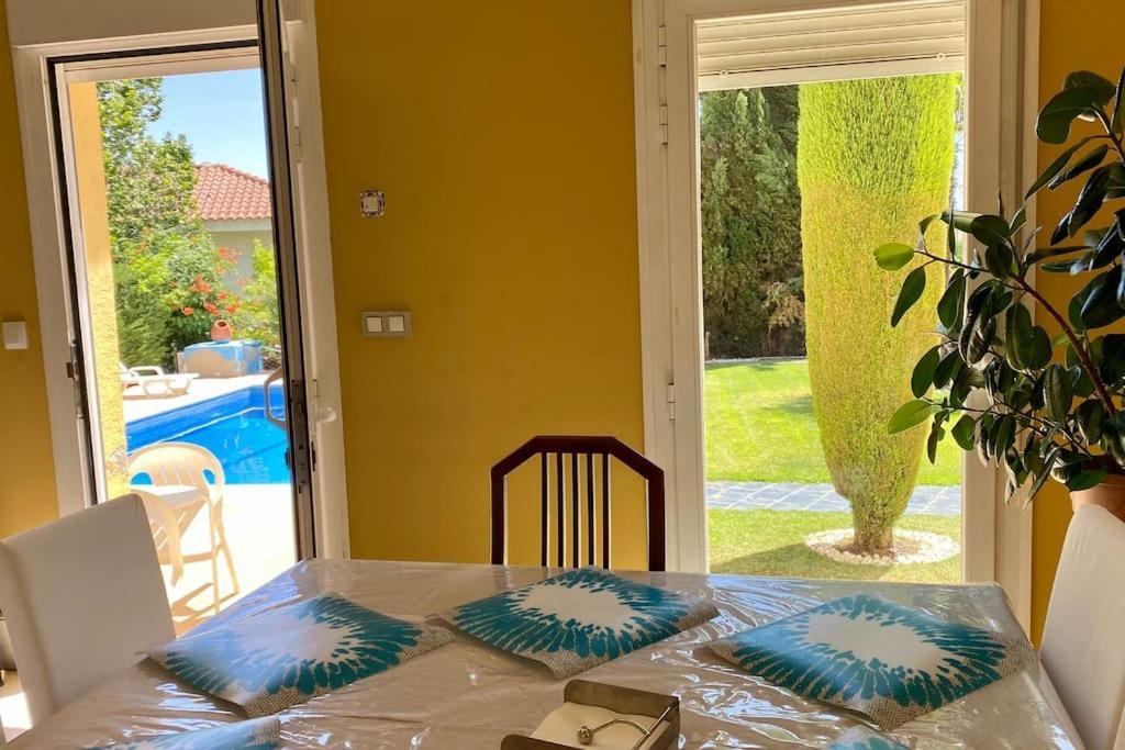 Madrid City Modern Apartment In Villa, Free Wifi Arroyomolinos Bagian luar foto