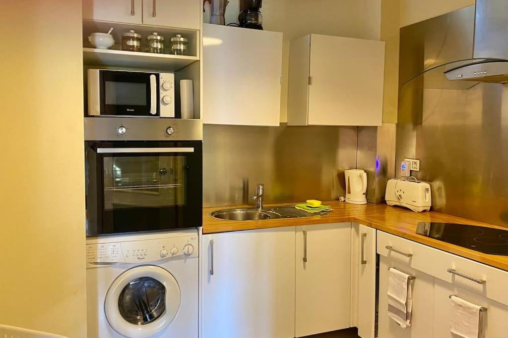 Madrid City Modern Apartment In Villa, Free Wifi Arroyomolinos Bagian luar foto