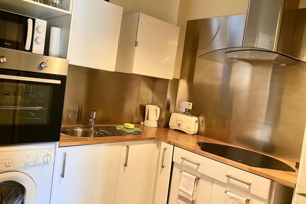 Madrid City Modern Apartment In Villa, Free Wifi Arroyomolinos Bagian luar foto