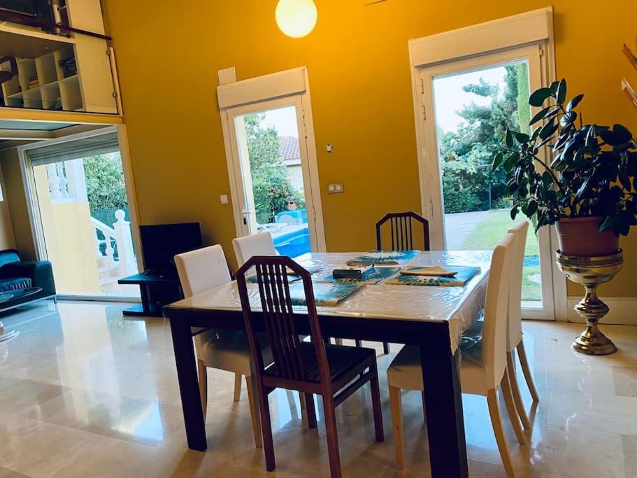 Madrid City Modern Apartment In Villa, Free Wifi Arroyomolinos Bagian luar foto