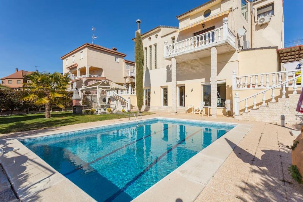 Madrid City Modern Apartment In Villa, Free Wifi Arroyomolinos Bagian luar foto